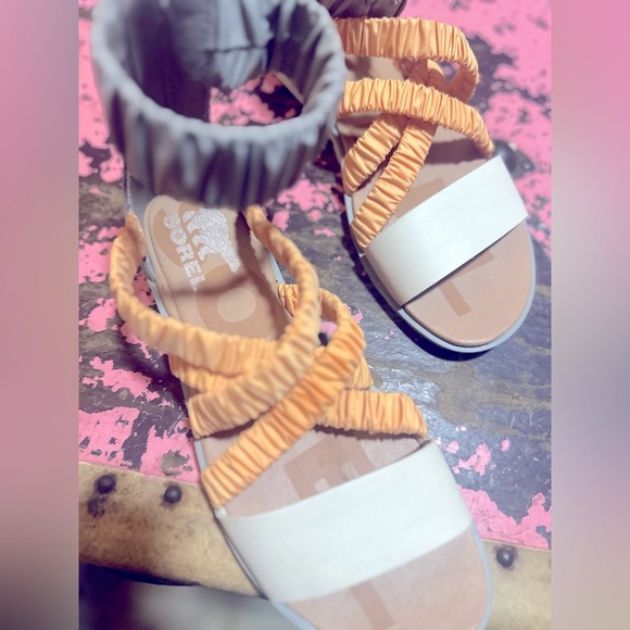 SOREL Ella Li strappy flat sandals sz 8.5 - worn once - Picture 4 of 8